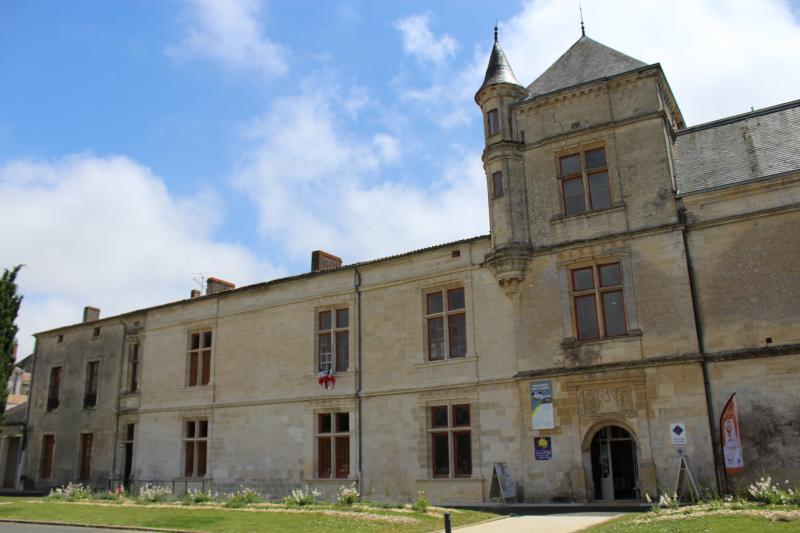 Coulonges-sur-l'Autize