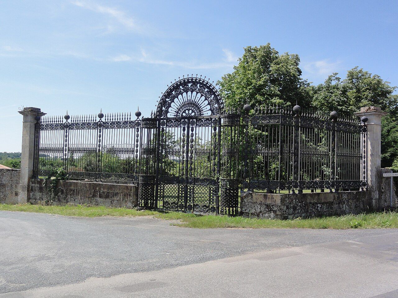 Photo 4 — Melle, Deux-Sèvres (79500)