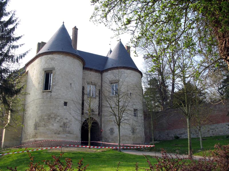 Lucheux