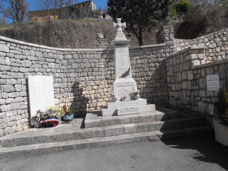 Comps-sur-Artuby
