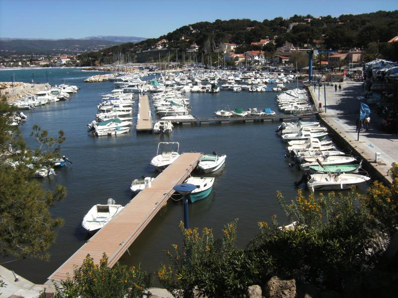 Saint-Cyr-sur-Mer