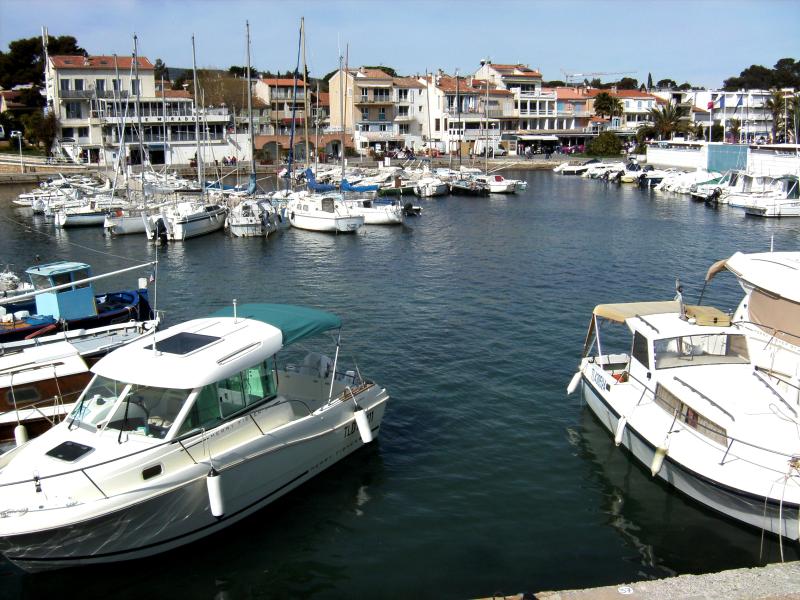 Photo 1 - Saint-Cyr-sur-Mer, Var (83270)