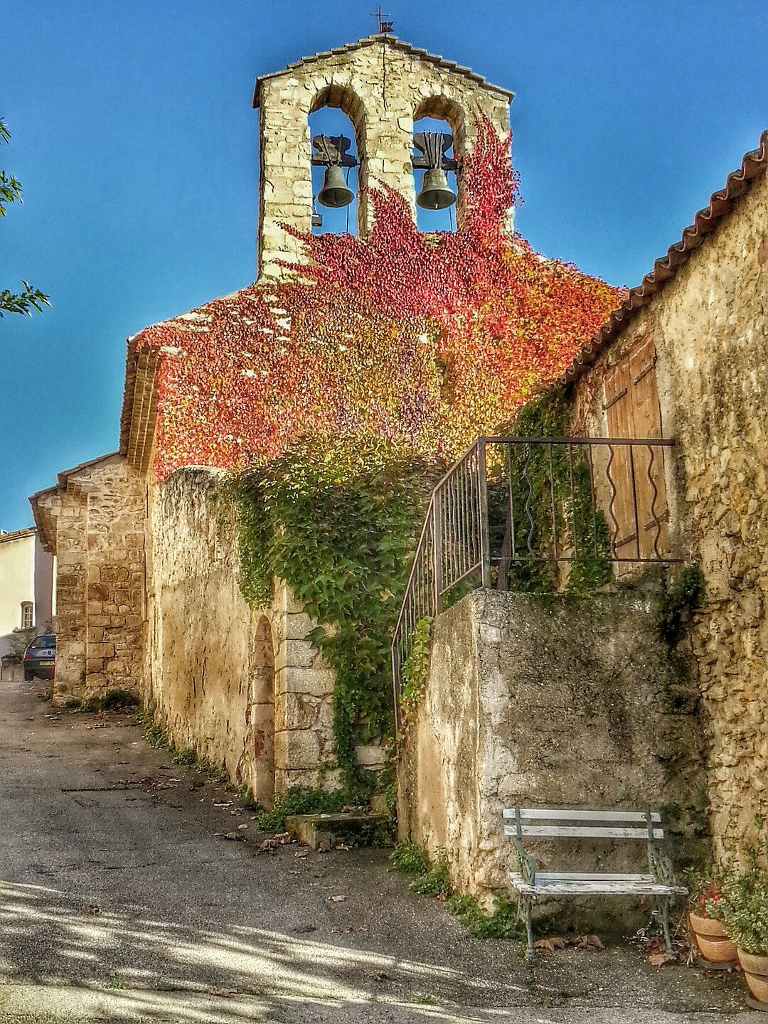Photo 4 — La Bastidonne, Vaucluse (84120)