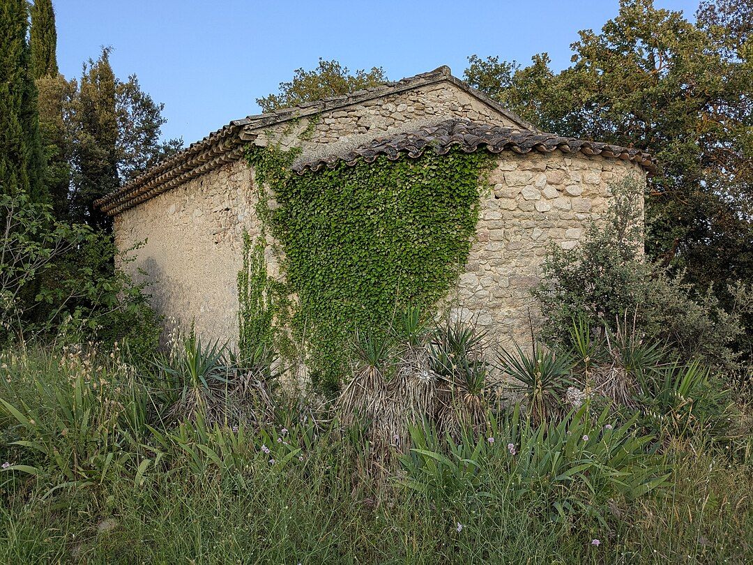 Photo 2 — Cabrières-d'Avignon, Vaucluse (84220)