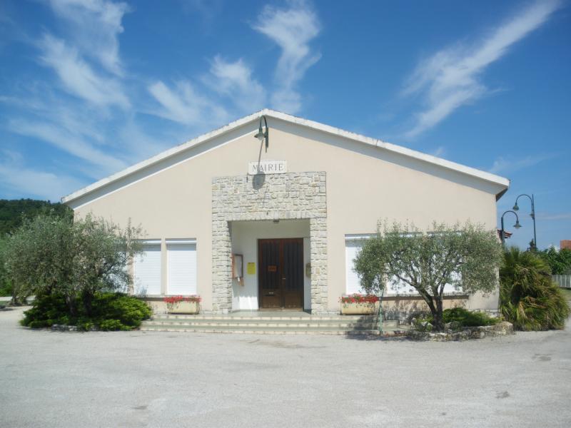 Photo 1 — Crestet, Vaucluse (84110)