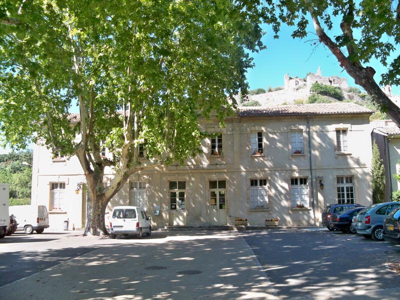 Entrechaux