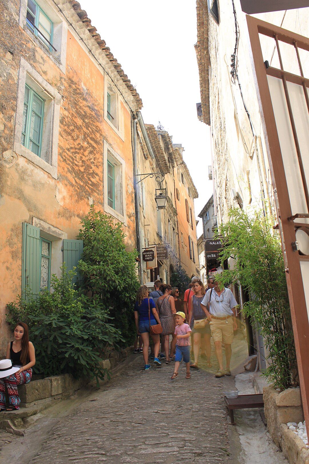 Photo 3 — Gordes, Vaucluse (84220)