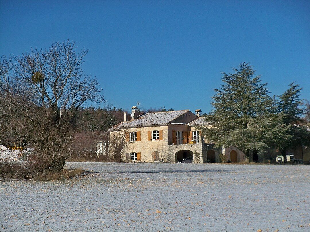Photo 4 — Saint-Christol, Vaucluse (84390)