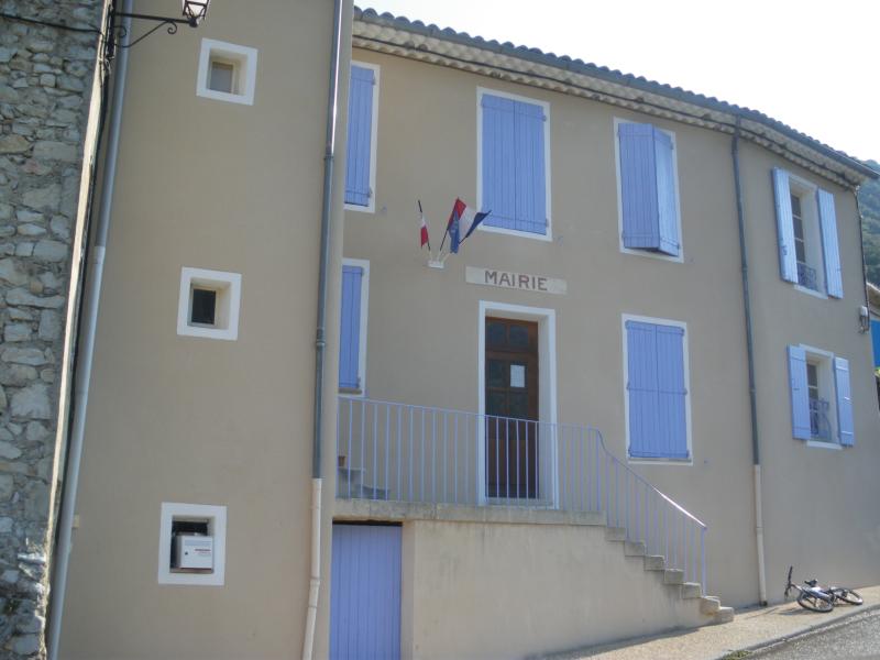 Photo 2 — Saint-Léger-du-Ventoux, Vaucluse (84390)