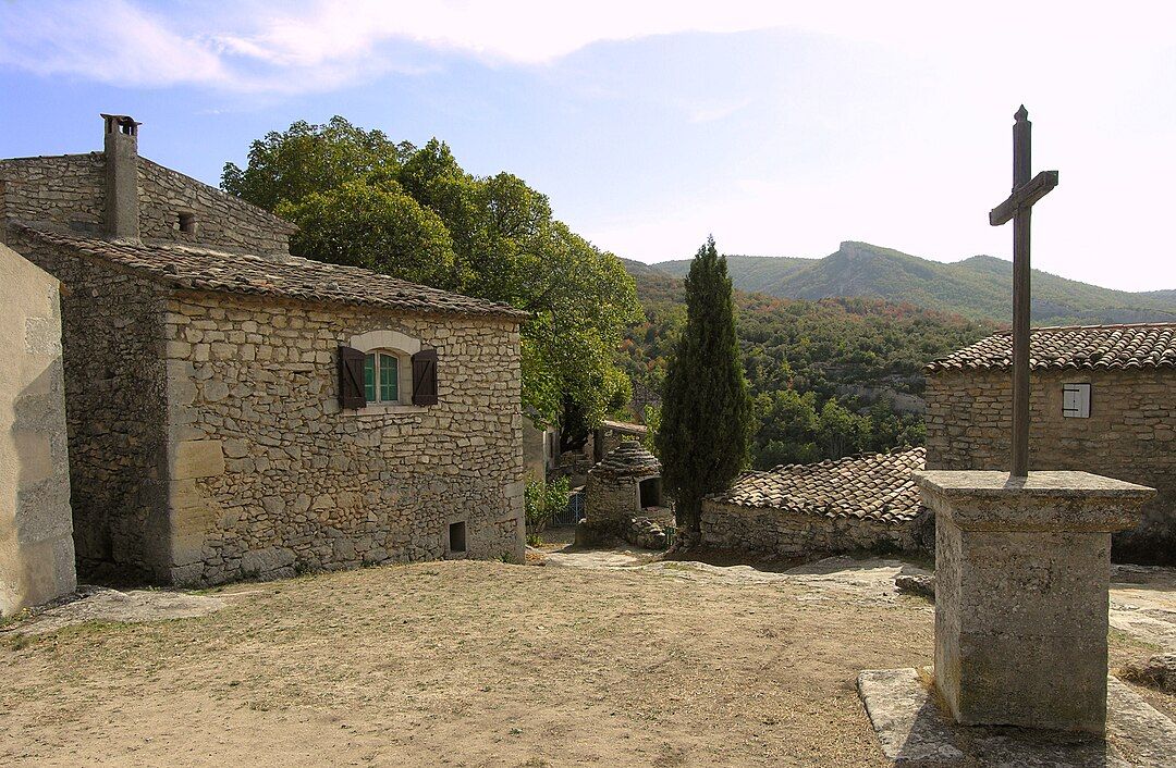 Photo 3 — Sivergues, Vaucluse (84400)