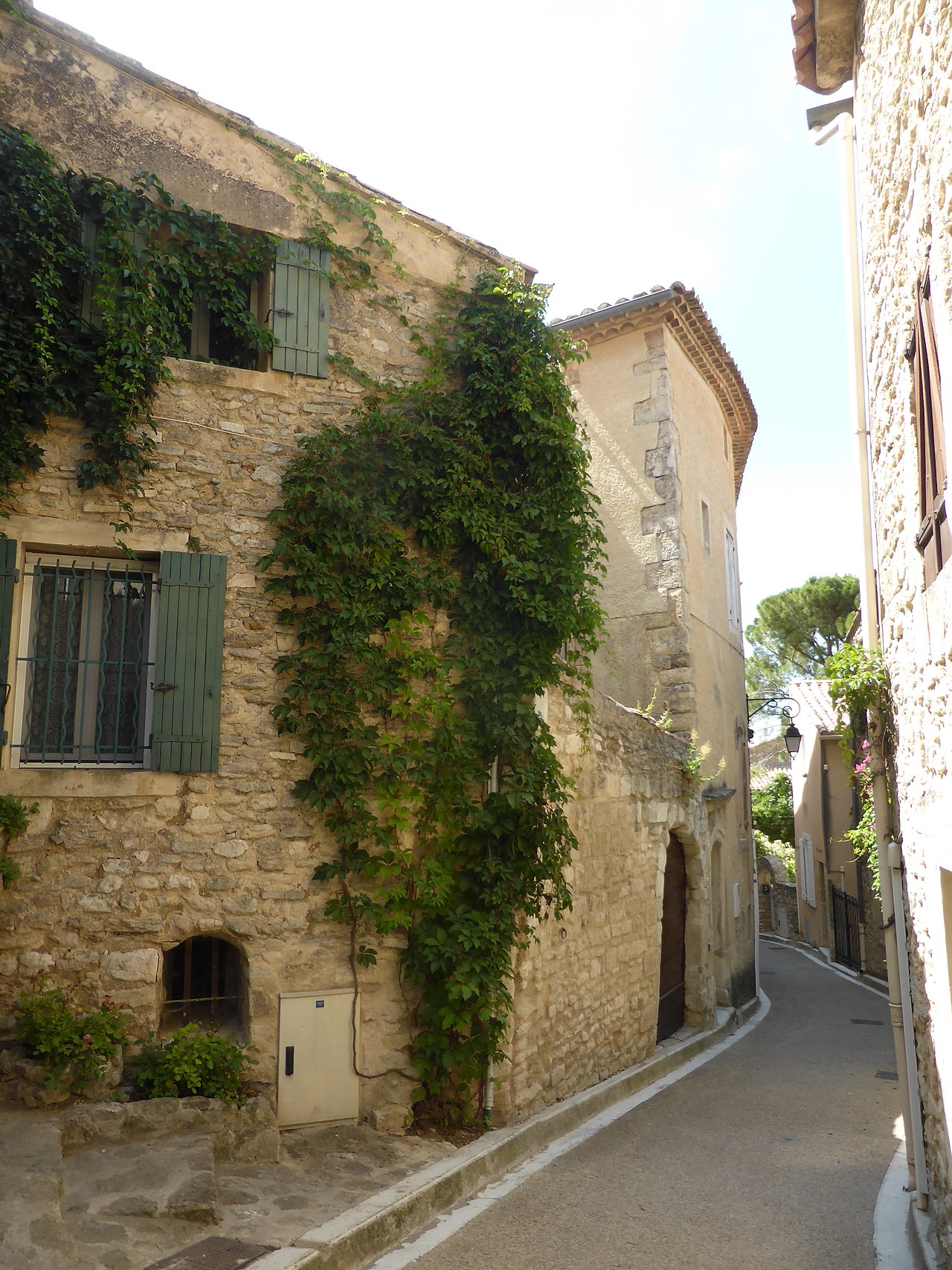 Photo 6 — Venasque, Vaucluse (84210)