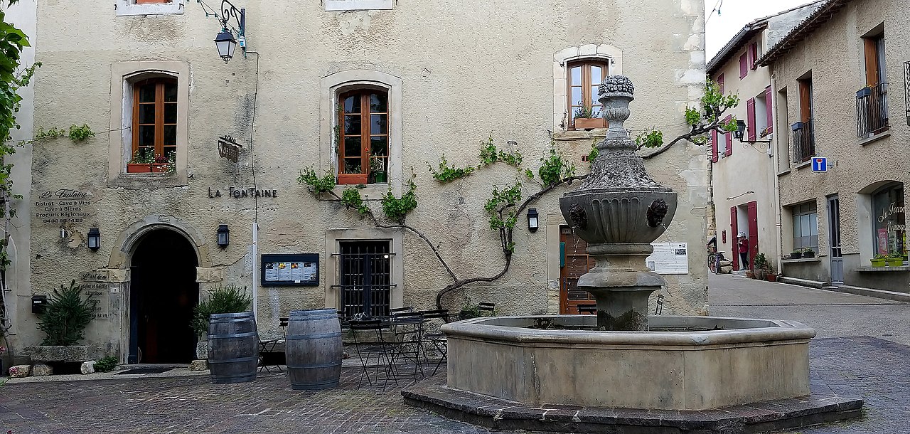 Photo 7 — Venasque, Vaucluse (84210)
