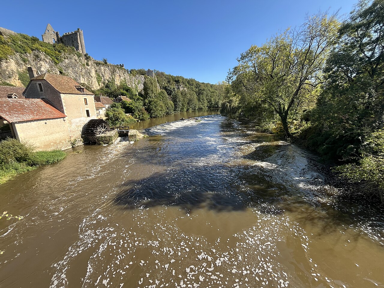 Photo 2 — Angles-sur-l'Anglin, Vienne (86260)