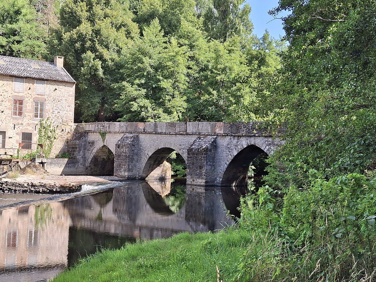 Photo 2 — Bessines-sur-Gartempe, Haute-Vienne (87250)