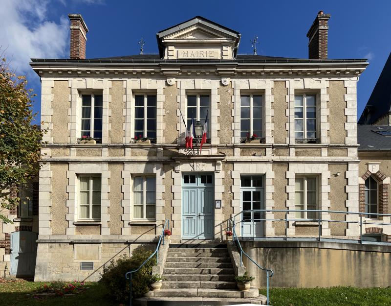 Photo 1 — Épineuil, Yonne (89700)