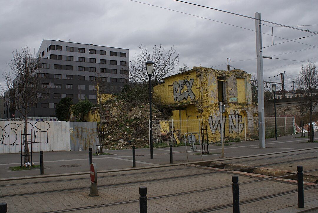 Photo 3 — Saint-Denis, Seine-Saint-Denis (93210)