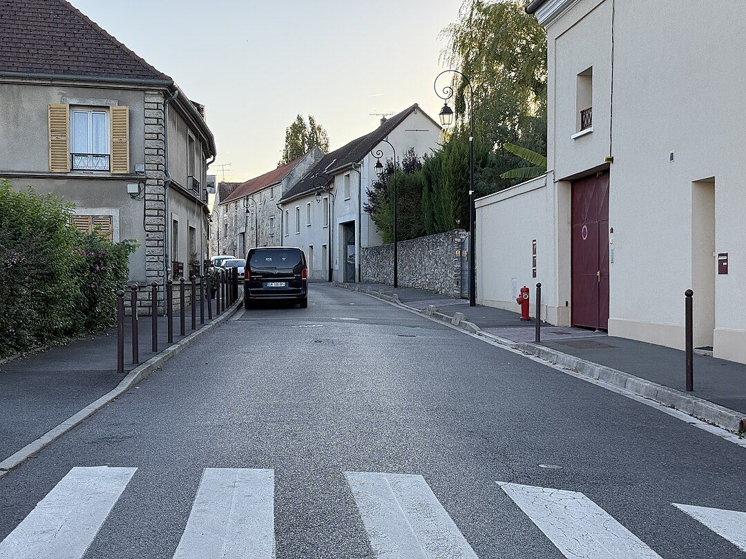 Photo 2 — Le Mesnil-Aubry, Val-d'Oise (95720)