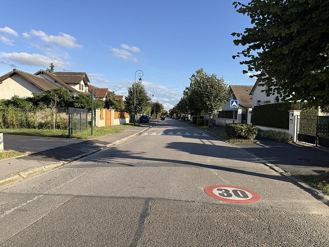 Photo 2 — Villaines-sous-Bois, Val-d'Oise (95570)